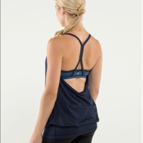 Lululemon CYB tank - inkwell - size 6 EUC - Picture 2 of 7